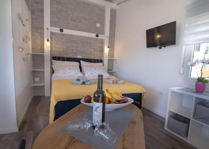Andrej In By Interhome * Veli Losinj